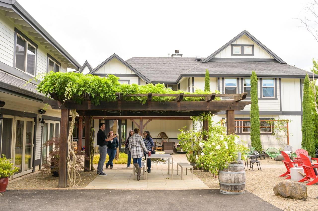 The Setting Inn Willamette Valley นิวเบิร์ก ภายนอก รูปภาพ